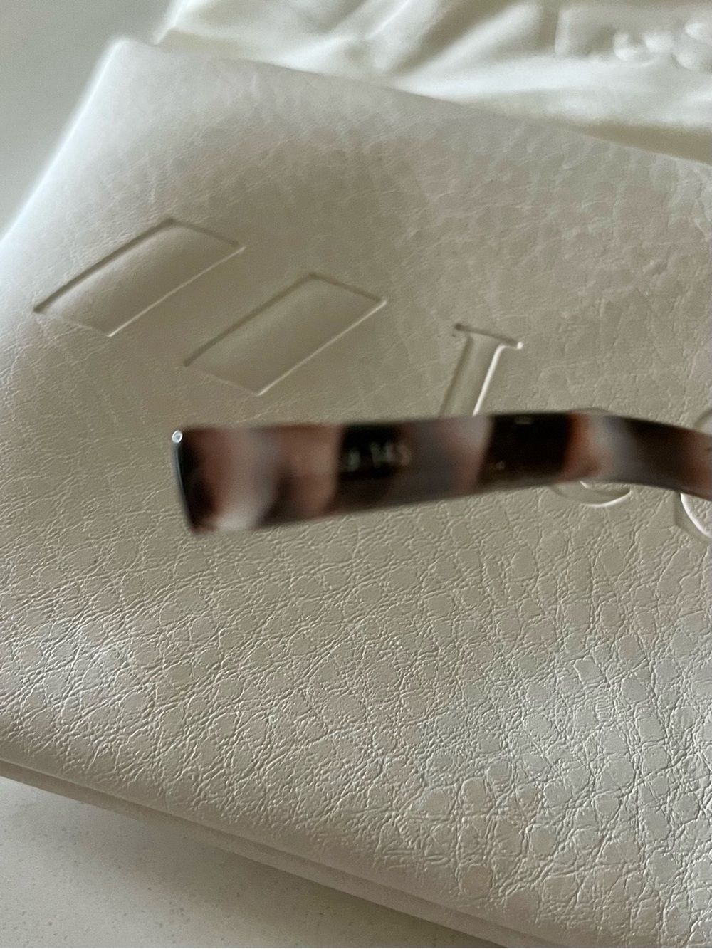 Le Specs Velodrome 54mm Gradient Tortoiseshell Retro Cat Eye Sunglasses - Picture 7 of 8